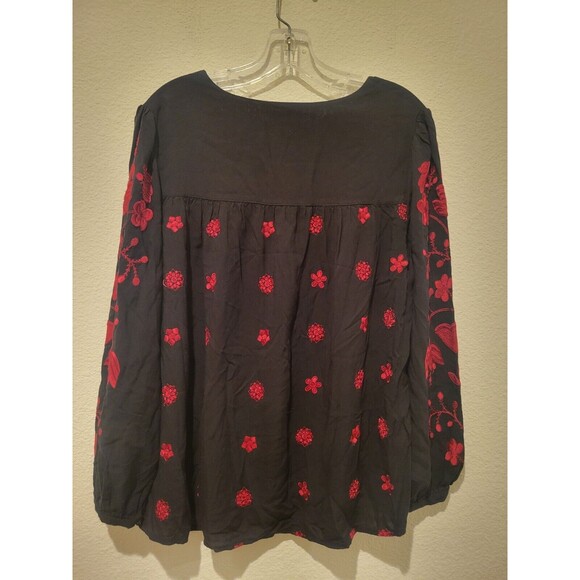 Outfitters Women's Peasant Blouse Top Black Red Floral Embroidery Sz SMAll Boho - Picture 2 of 8